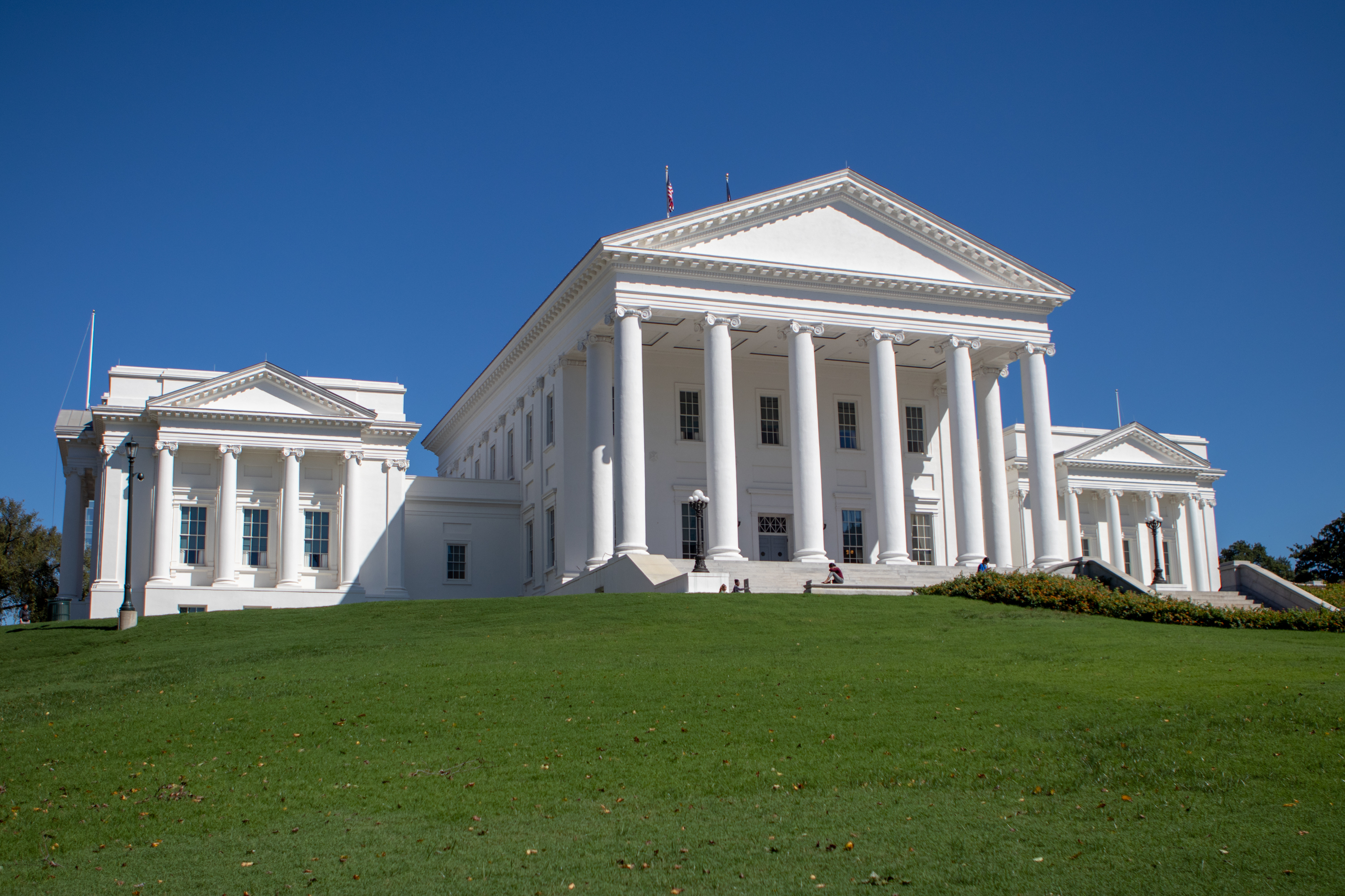 Capital Building Left Angle 